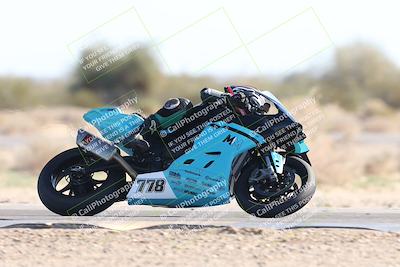 media/Jan-17-2026-CVMA (Sat) [[ab348a895b]]/Race 4-Formula Middleweight/